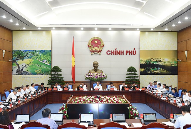 Нгуен Суан Фук председательствовал на очередном июньском заседании правительства - ảnh 1
